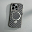 Case iPhone Nano Carbono Minimalista e carregamento MagSafe